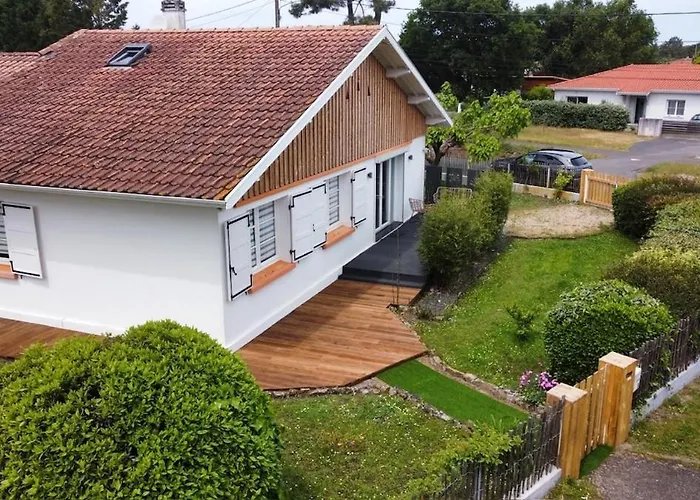 Casa vacanze Augusta - Rénovée Avec Piscine à 10 Minutes Des Plages Mimizan-Plage